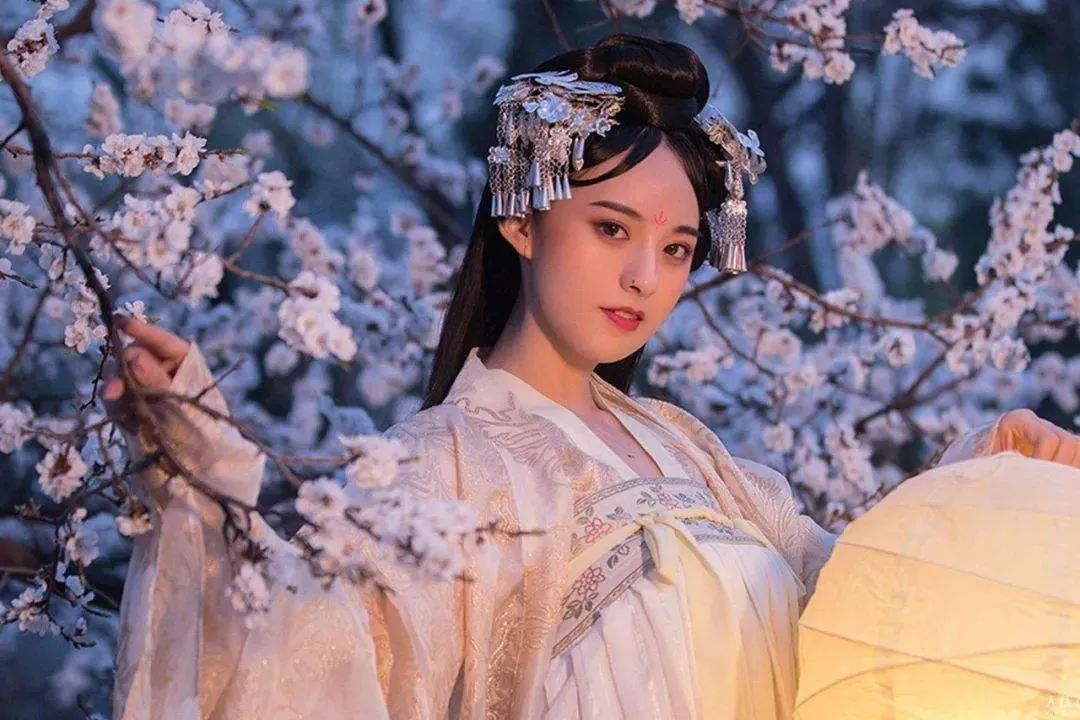 TikTok作品上热门的八大技巧！