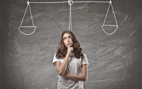 亚马逊卖家店铺运营必知：自运营和代运营的区别