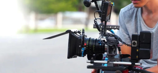 抖音怎么上传无损画质(抖音怎么发原画质视频)