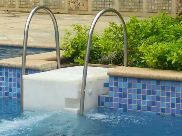 游泳池都需要什么设备(恒温游泳池设备配置)