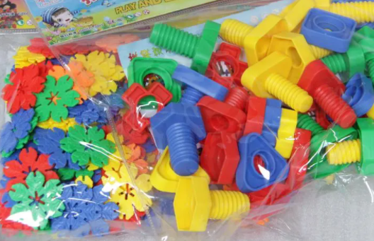 哪里有批发儿童玩具(小孩子玩具批发哪里较便宜)