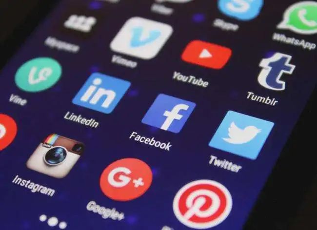 Linkedin-全球知名招聘平台