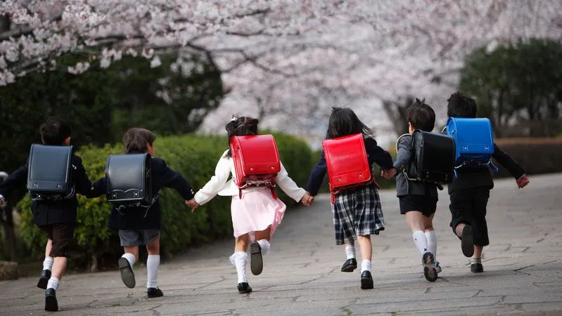 4月跨境电商运营日历(节日营销技巧和营销方法)