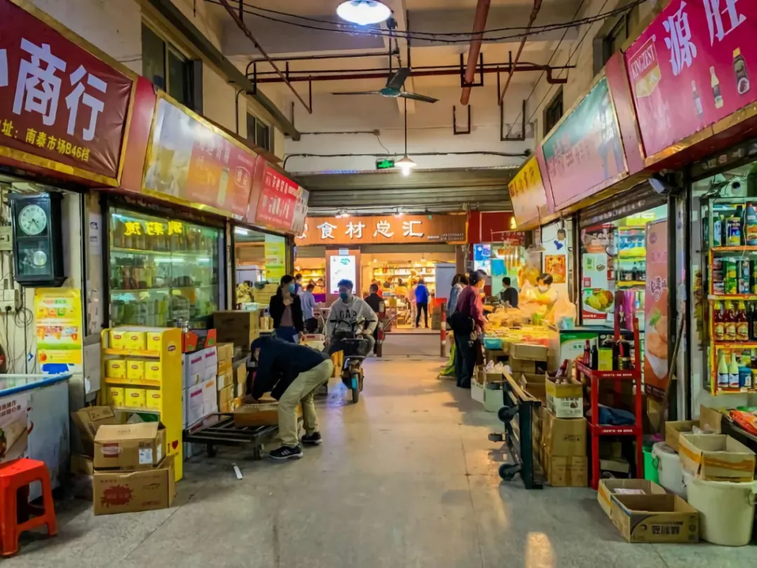 零食批发一手货源(如何找零食供应商厂家)